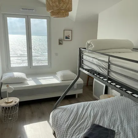Duplex Vue Océan Première Ligne Parking Et Fibre Lacanau